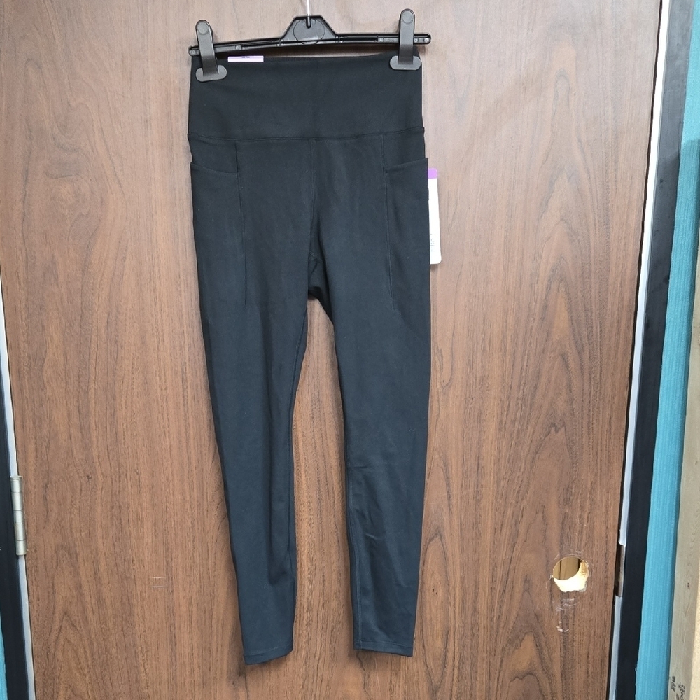 Danskin Size XS Black High Rise Ankle Length Leggings